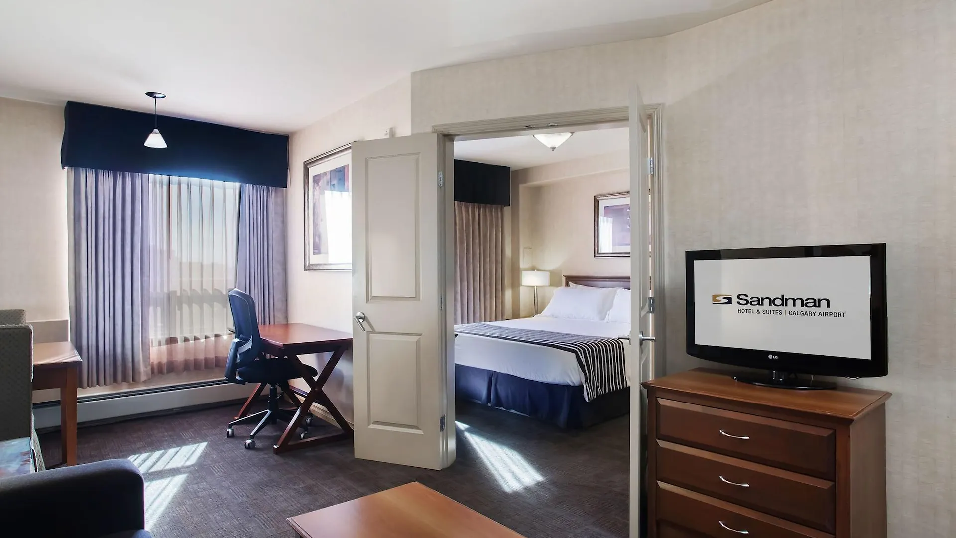 Sandman Hotel Calgary Airport
