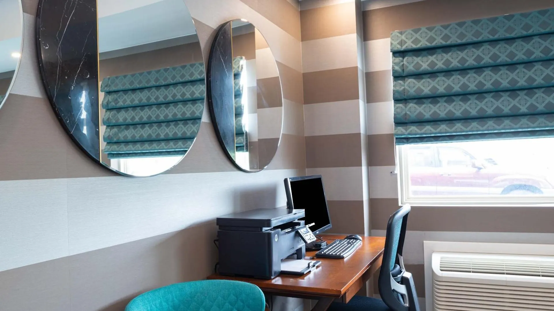 Sandman Hotel Calgary Airport