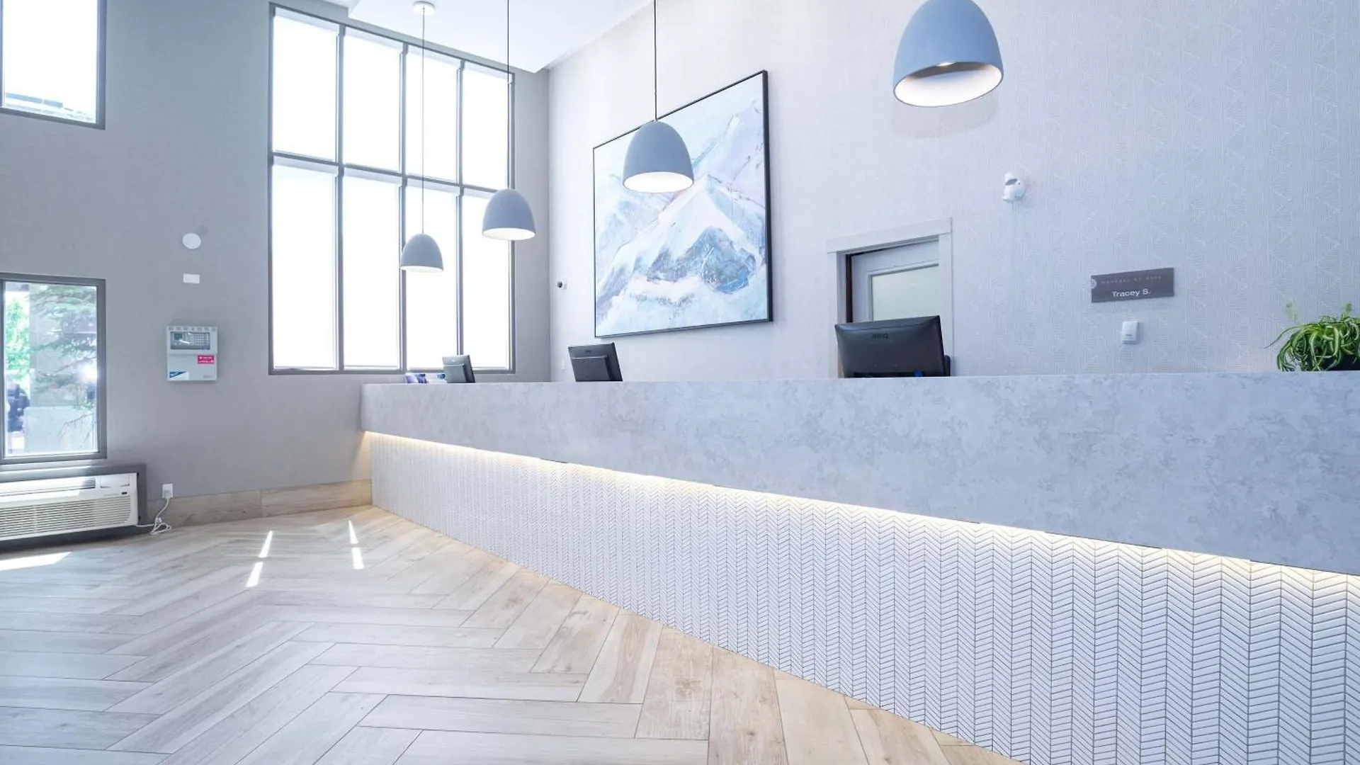 Sandman Hotel Calgary Airport 3*,