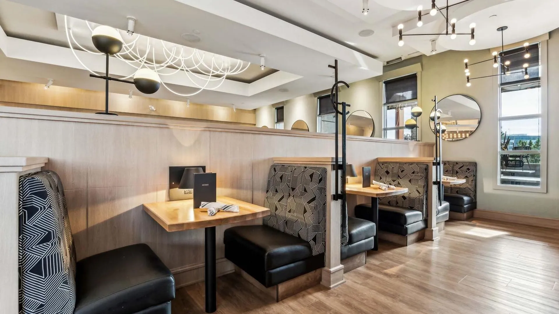 Sandman Hotel Calgary Airport