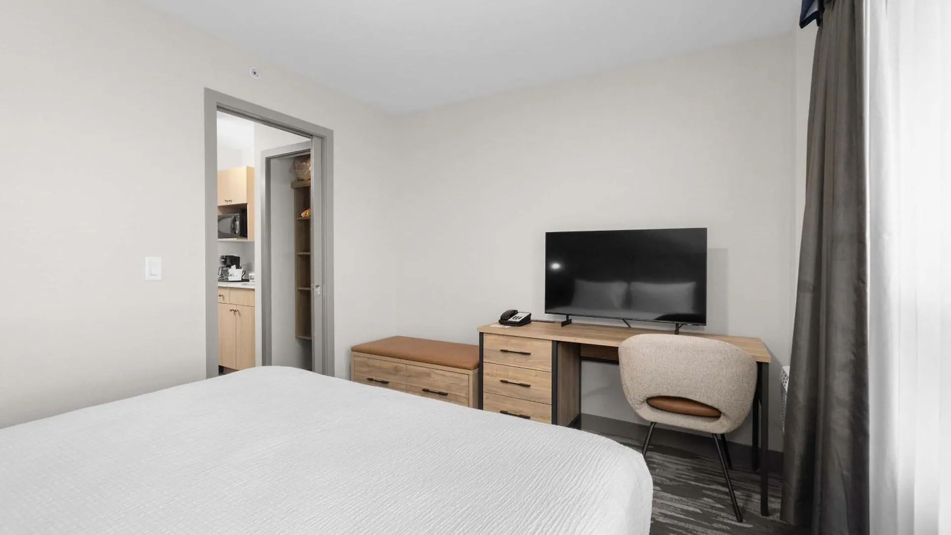 Sandman Hotel Calgary Airport