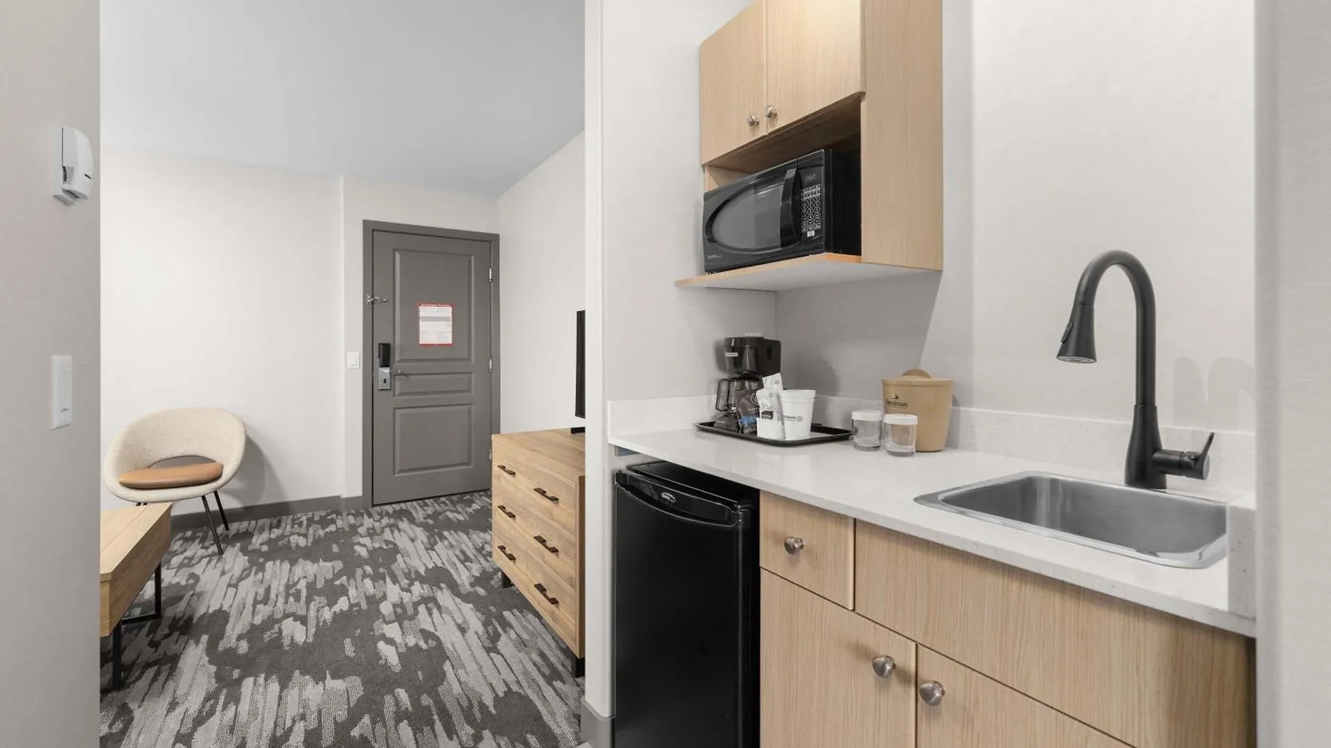 Sandman Hotel Calgary Airport