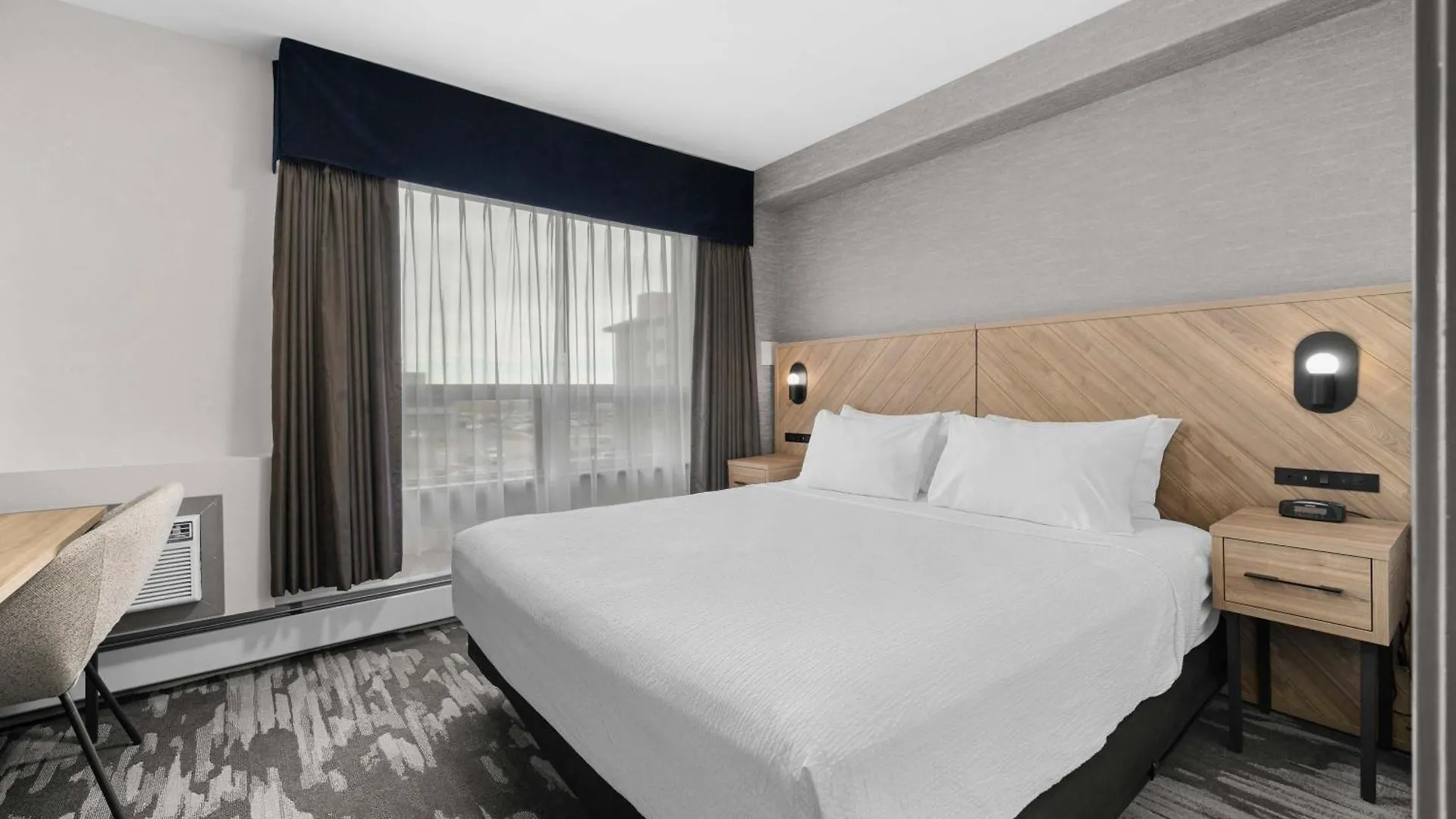 Sandman Hotel Calgary Airport 3*,