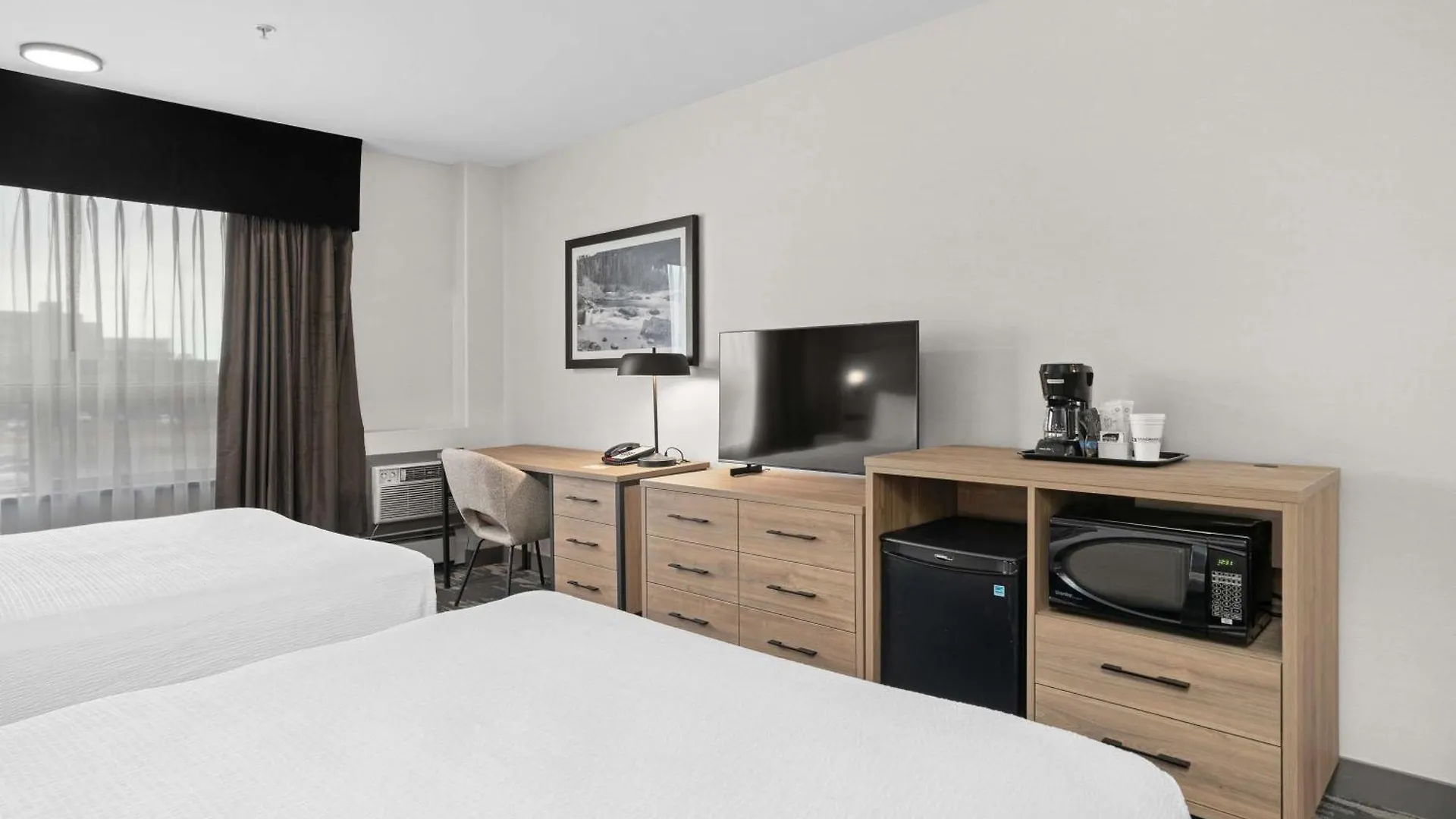 ***  Sandman Hotel Calgary Airport Canada