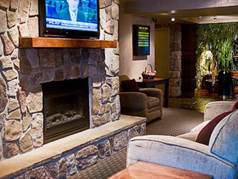 Sandman Hotel Calgary Airport